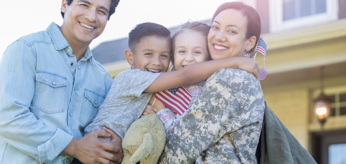 Man and his children are reunited with military mom